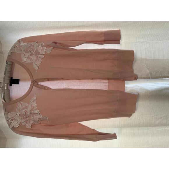 Ann‎ Taylor Pink and While Lace Cardigan  Size Small - Picture 4 of 5